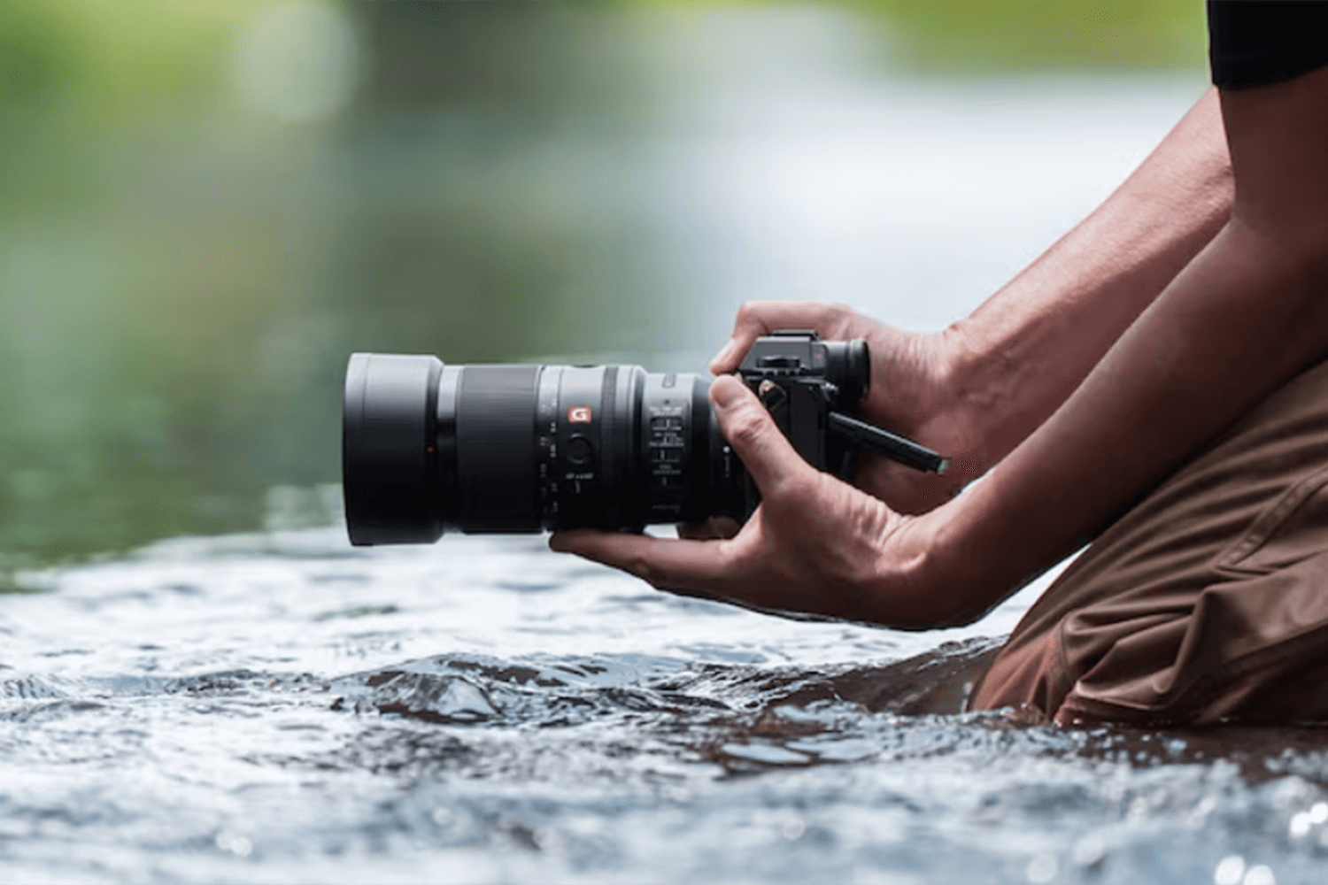 لنز Sony 100mm F2.8 ماکرو